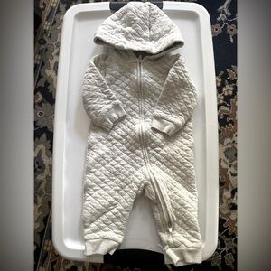 Organic cotton hooded outfit